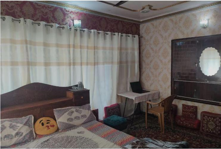 Photo of Livingroom in Srinagar