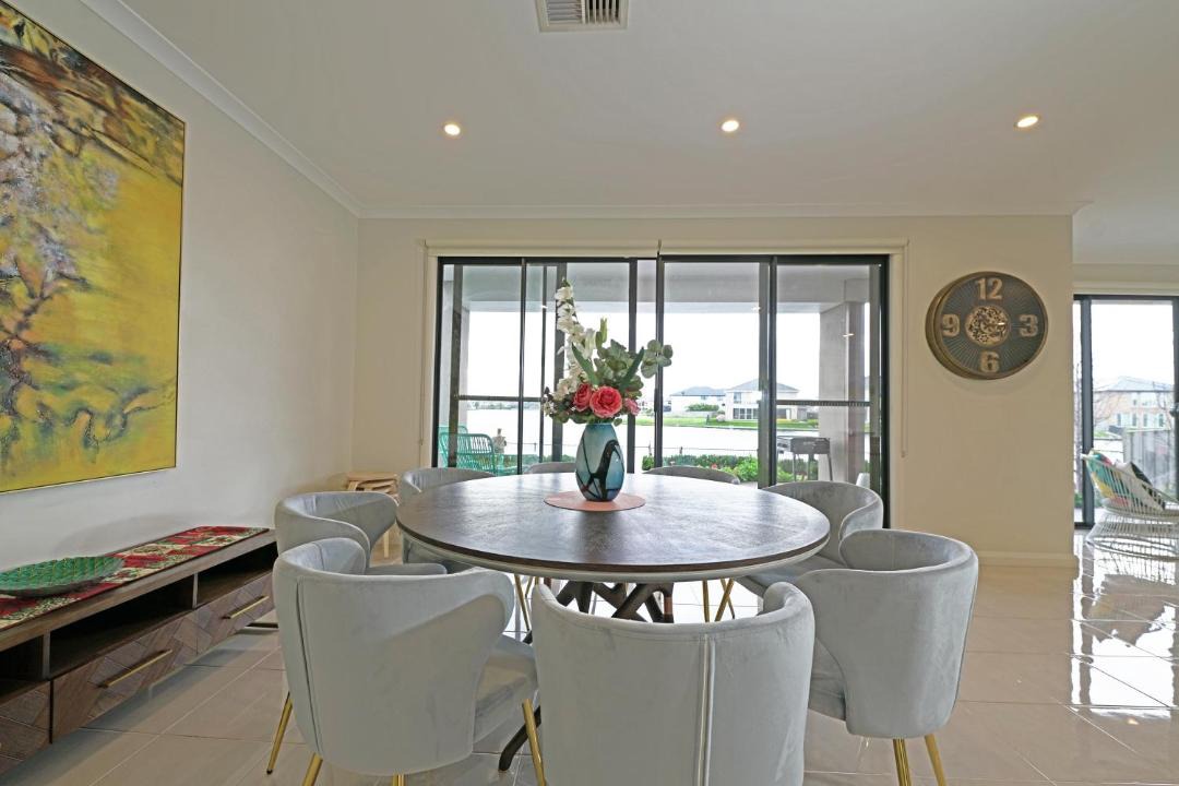 Photo of Livingroom in Sanctuary Lakes
