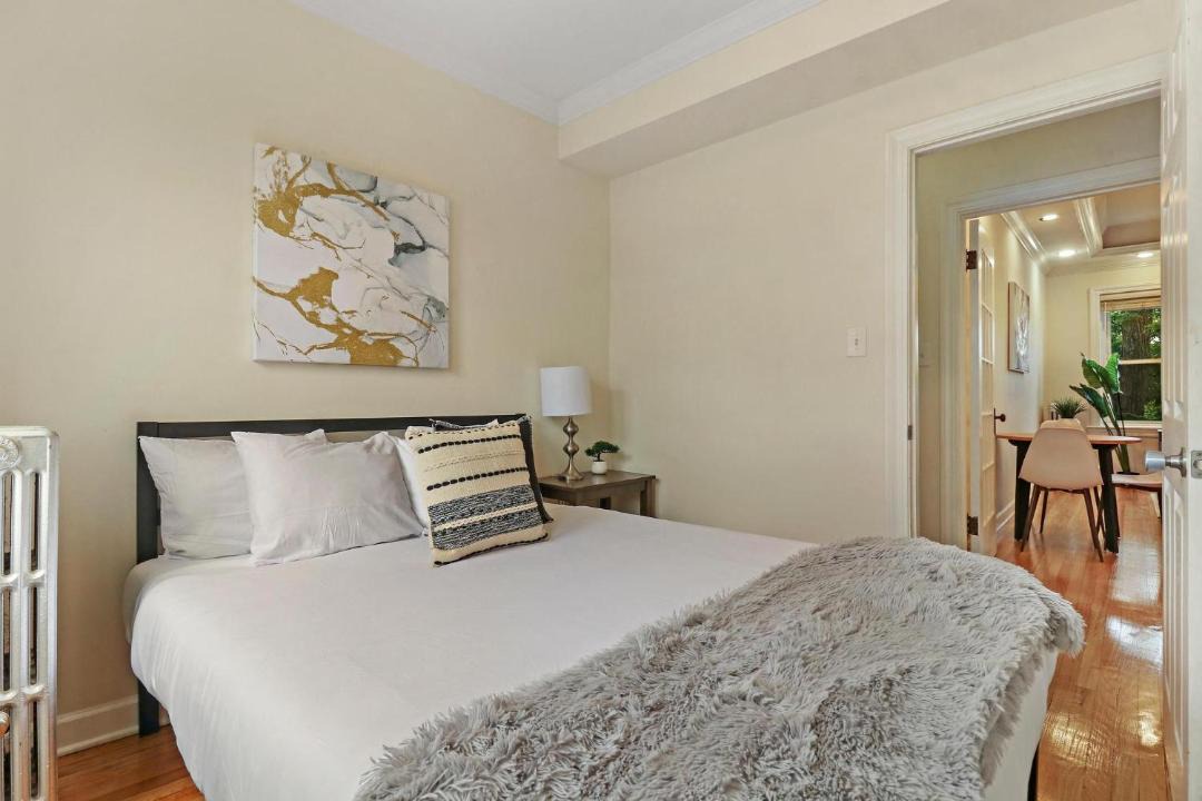 Photo of Bedroom in Old Irving Park