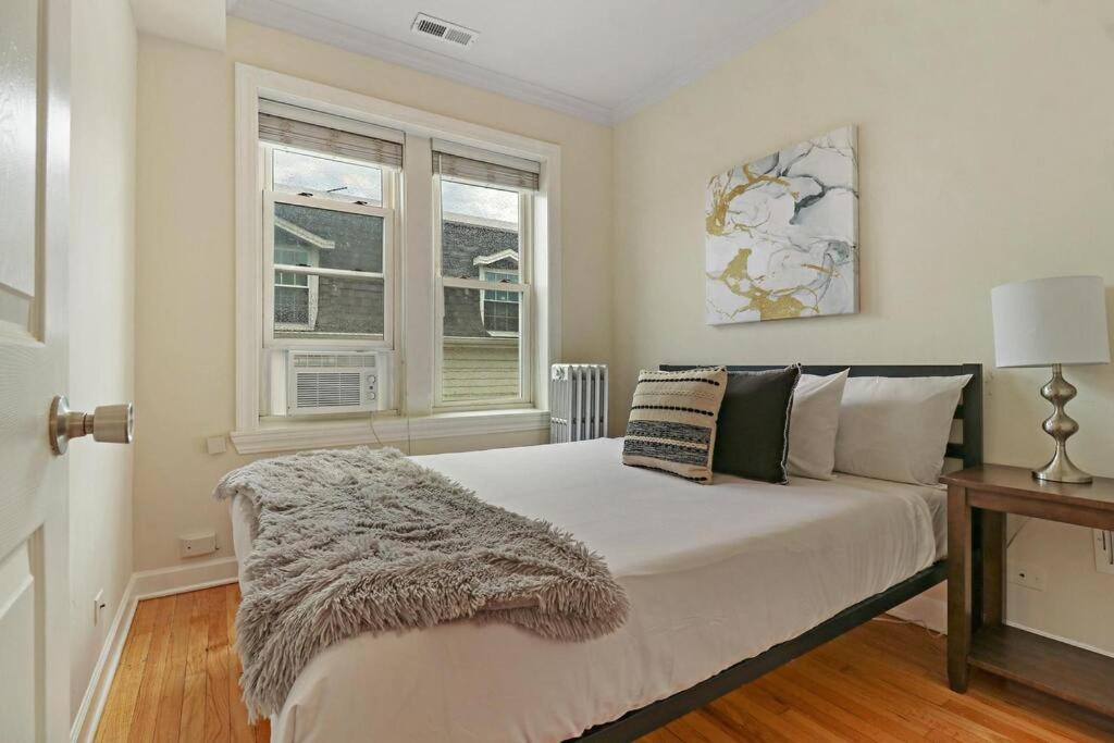 Photo of Bedroom in Old Irving Park