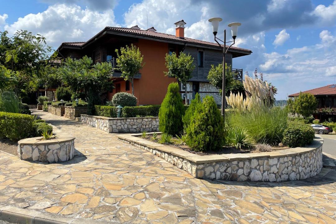Photo of Others in Budjaka