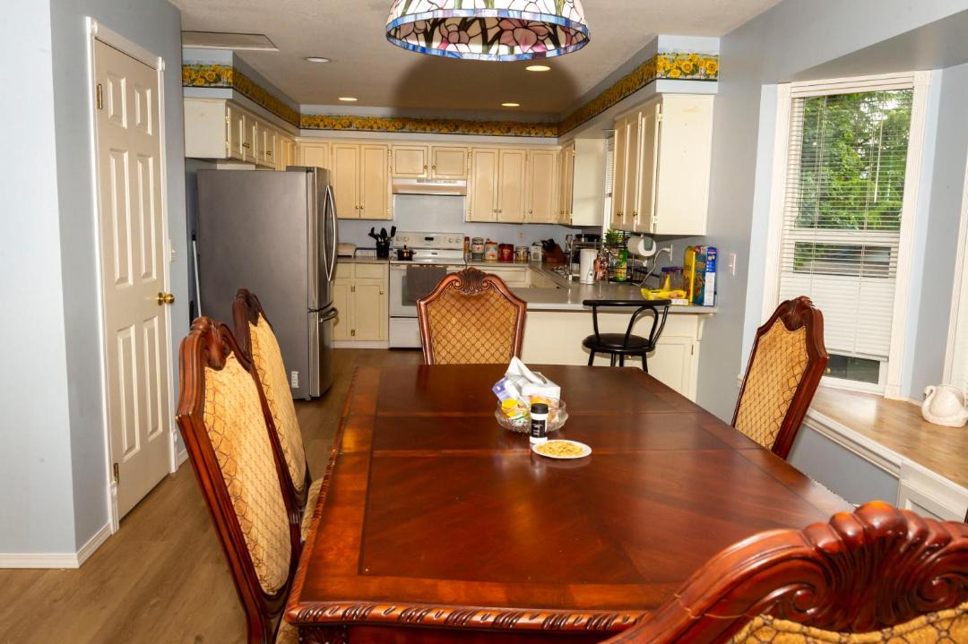 Photo of Livingroom in Townline Hill