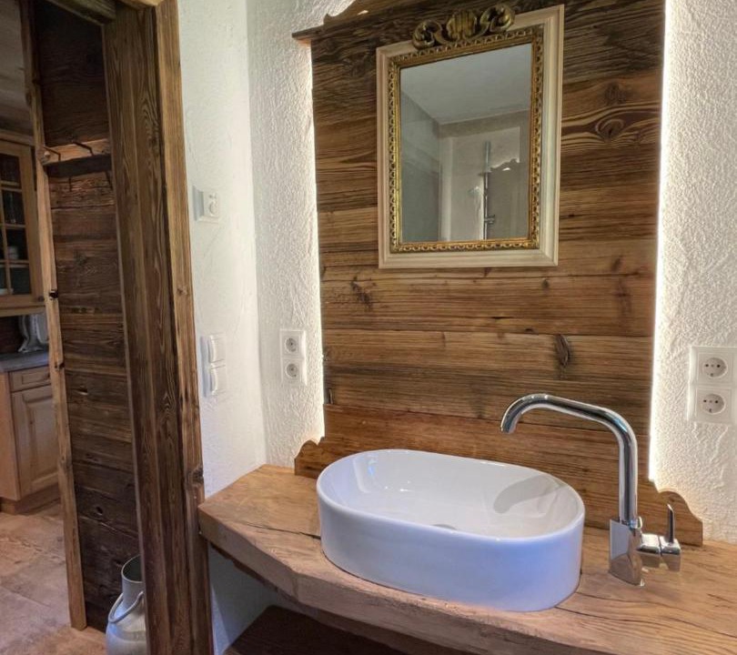 Photo of Bathroom in Muhlthal