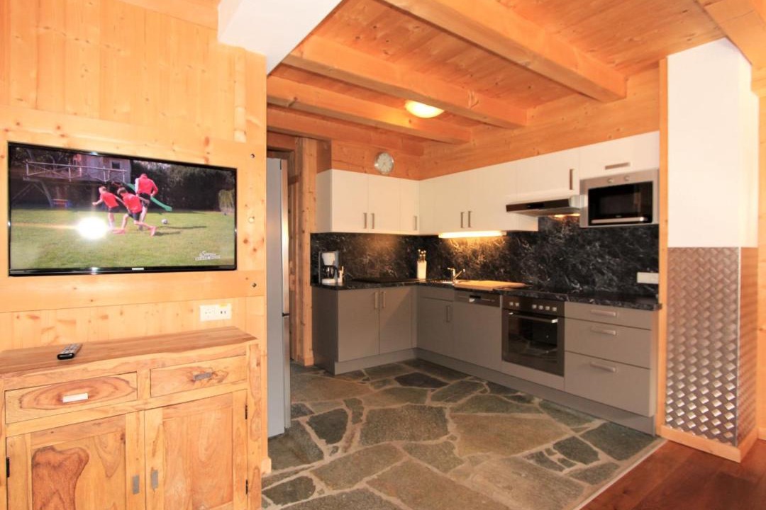 Photo of Kitchen in Tux
