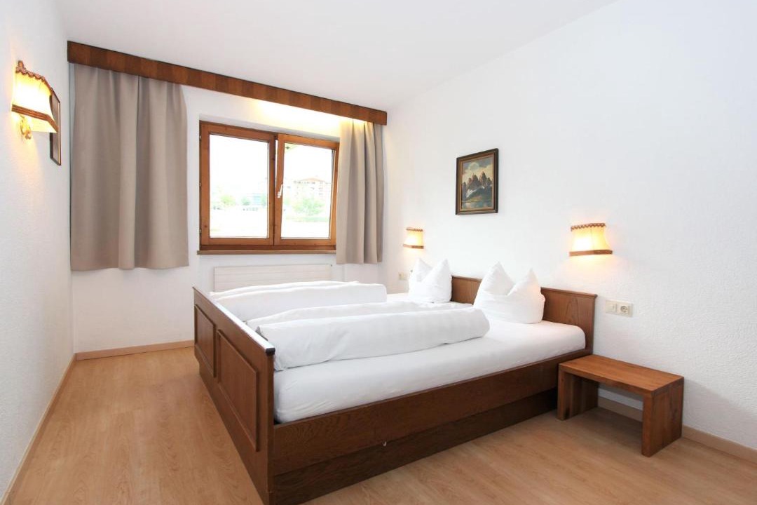 Photo of Bedroom in Kapfing
