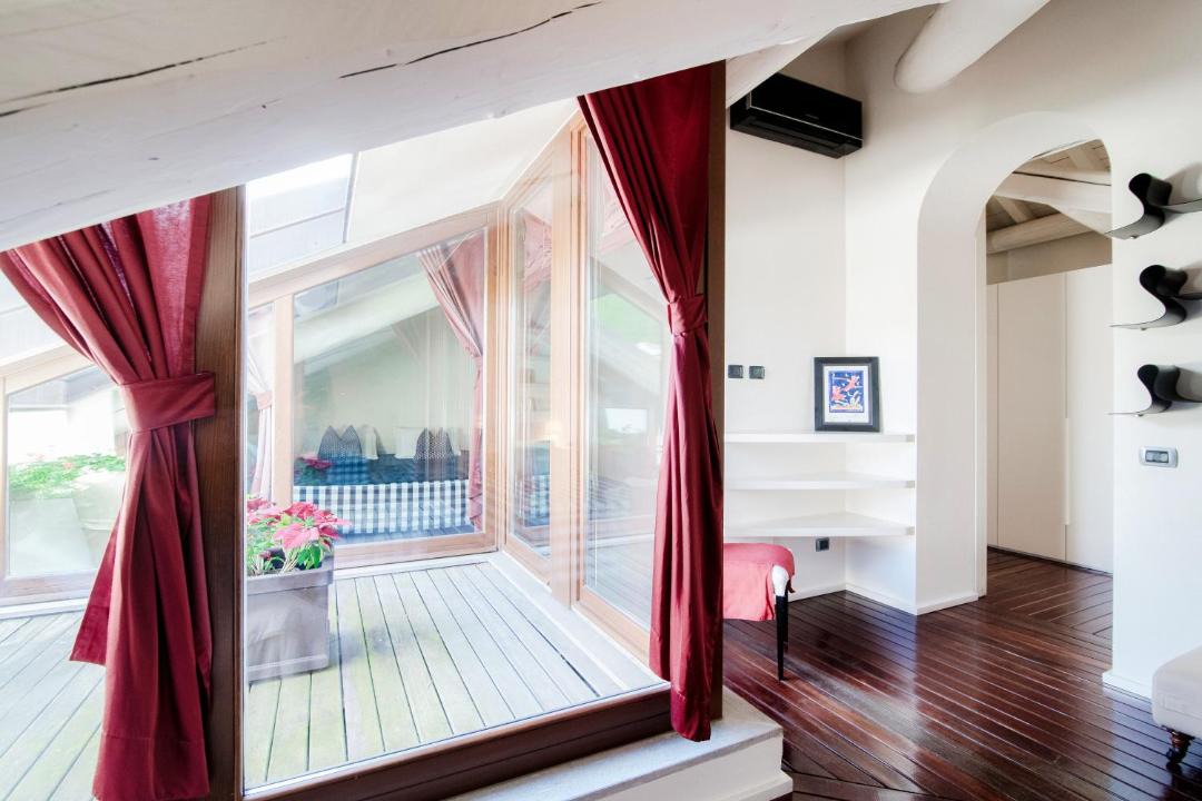 Photo of Livingroom in Como City Centre
