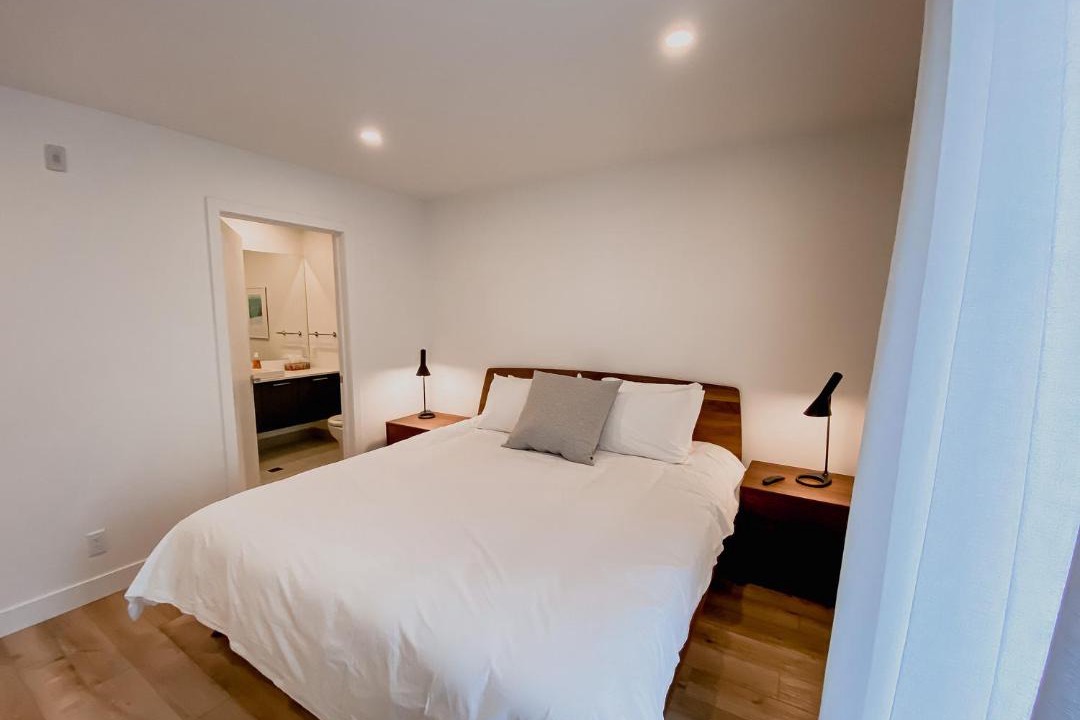 Photo of Bedroom in Baie-St-Paul