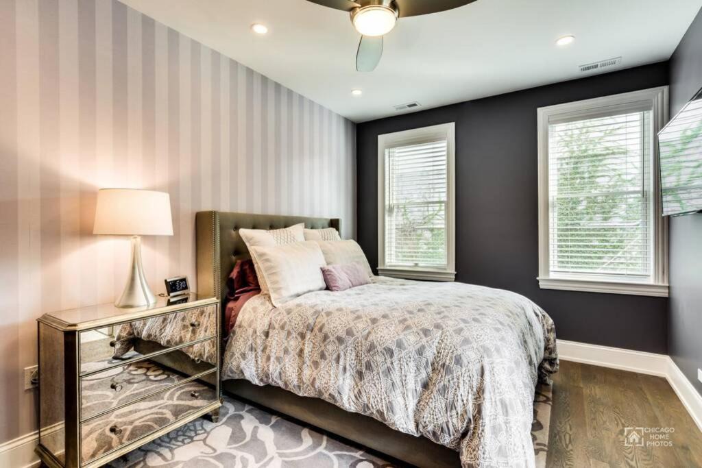 Photo of Bedroom in Near North Side