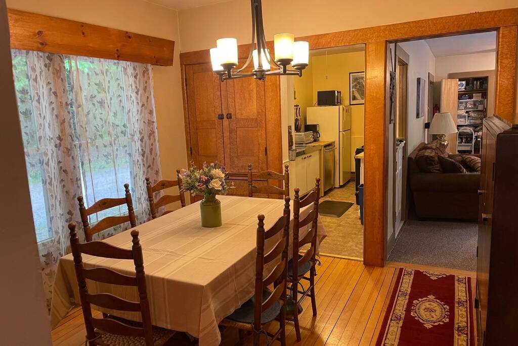 Photo of Livingroom in West Bridgewater