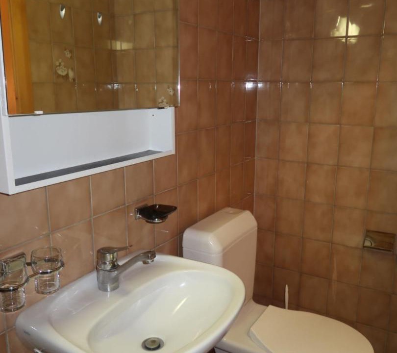 Photo of Bathroom in Vex