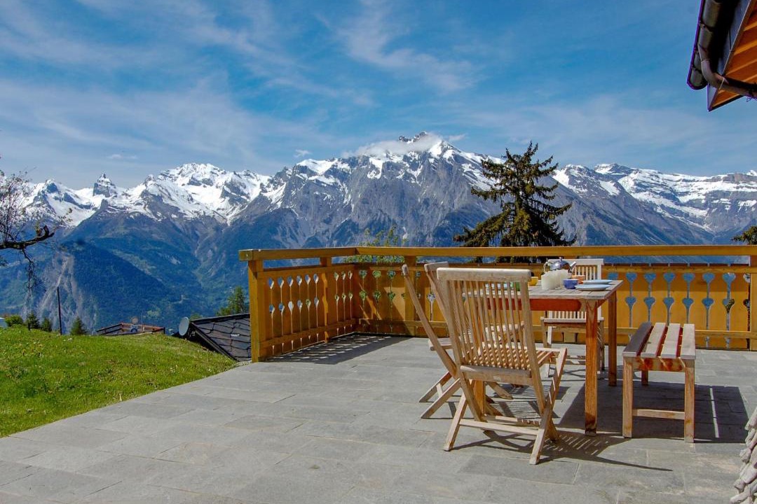 Photo of Patio Balcony in Saint-Pierre-de-Clages