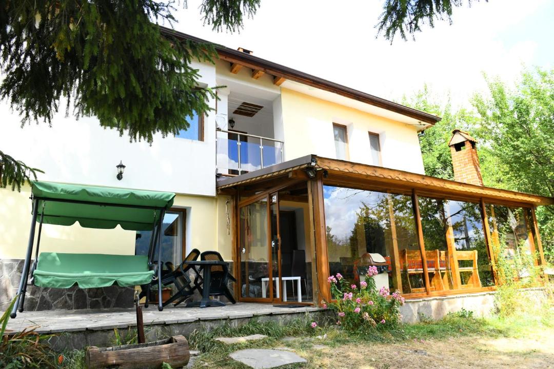 Photo of Buildings in Stoykite