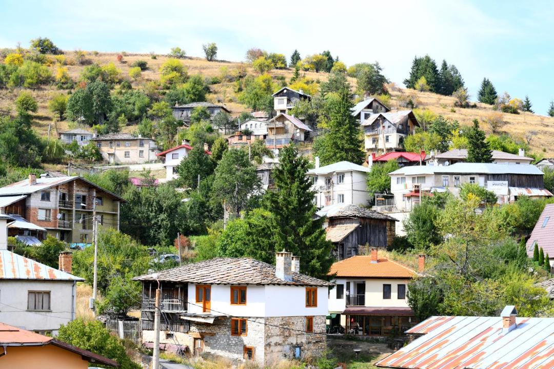 Photo of Buildings in Stoykite