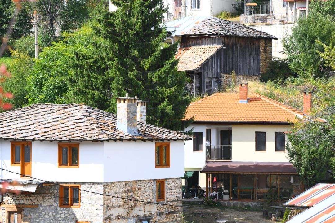Photo of Buildings in Stoykite
