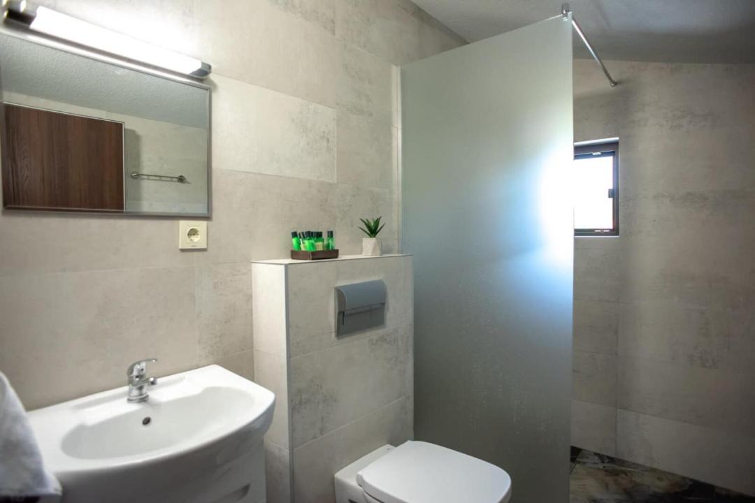 Photo of Bathroom in Oreshak