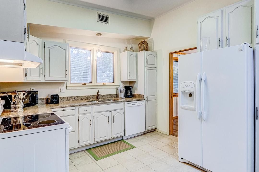 Photo of Kitchen in Folly Field