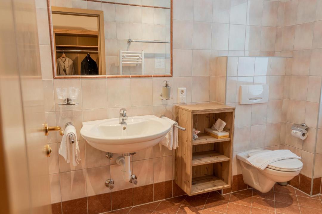 Photo of Bathroom in Hungerburg-Hoheninnsbruck