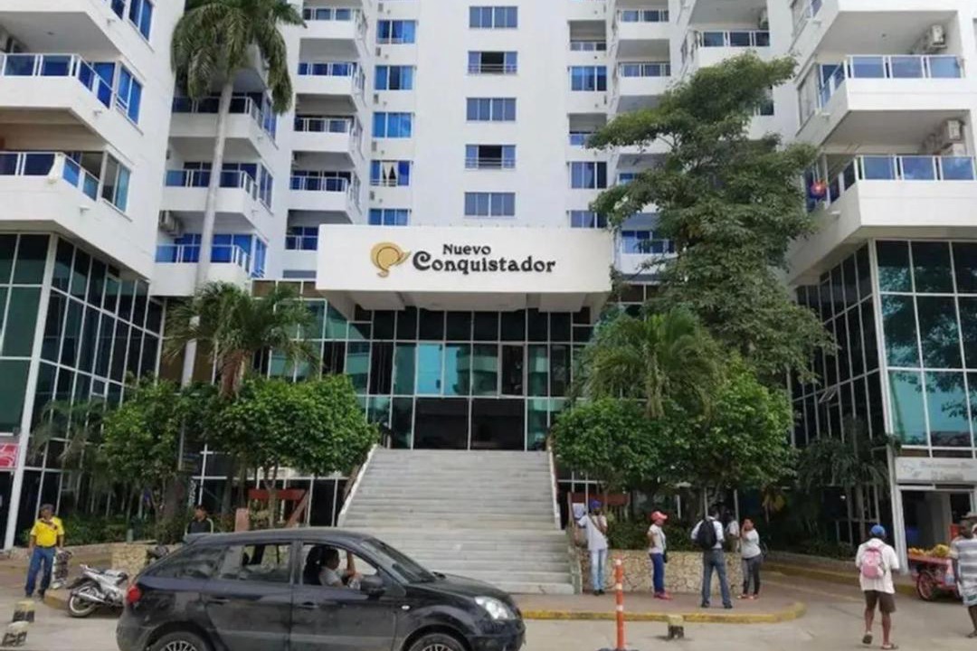 Photo of Buildings in El Laguito
