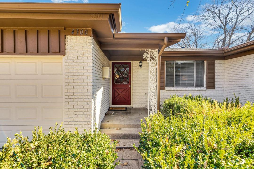 Photo of Buildings in North Richland Hills