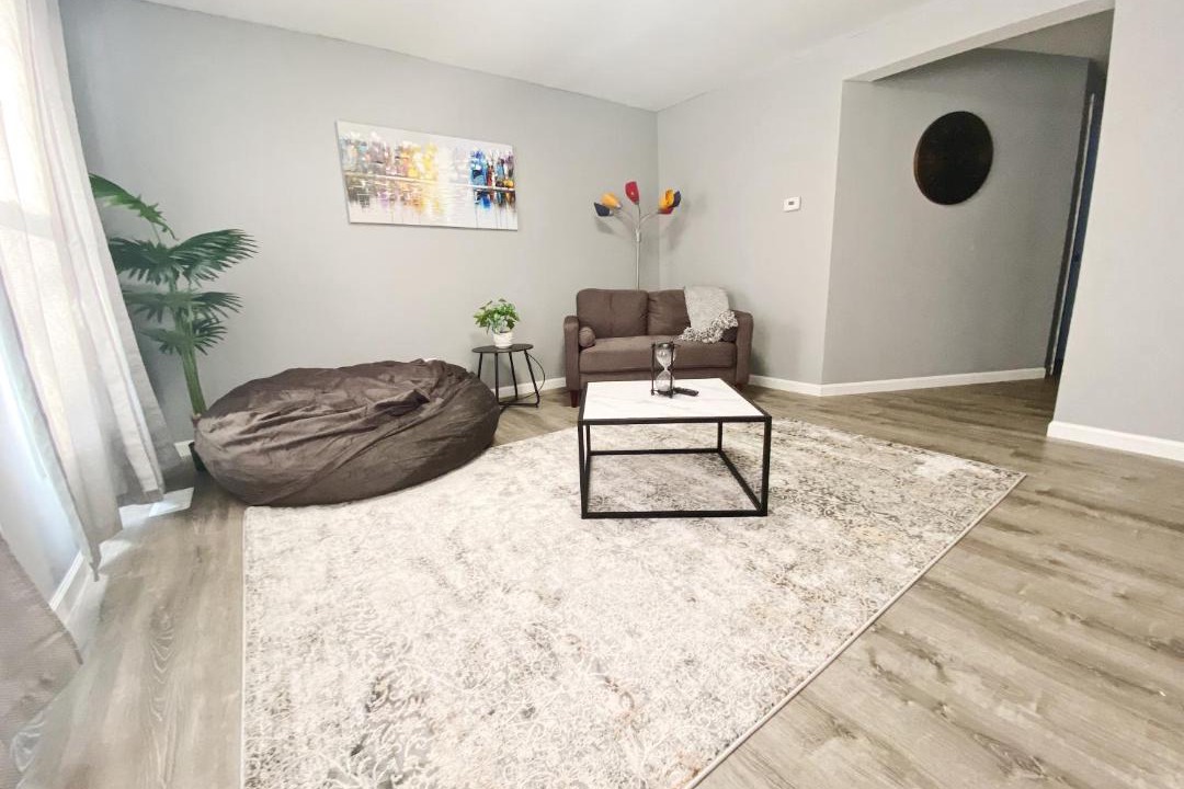 Photo of Livingroom in Tri-Taylor