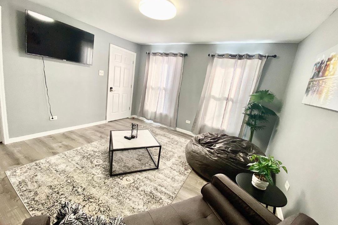 Photo of Livingroom in Tri-Taylor
