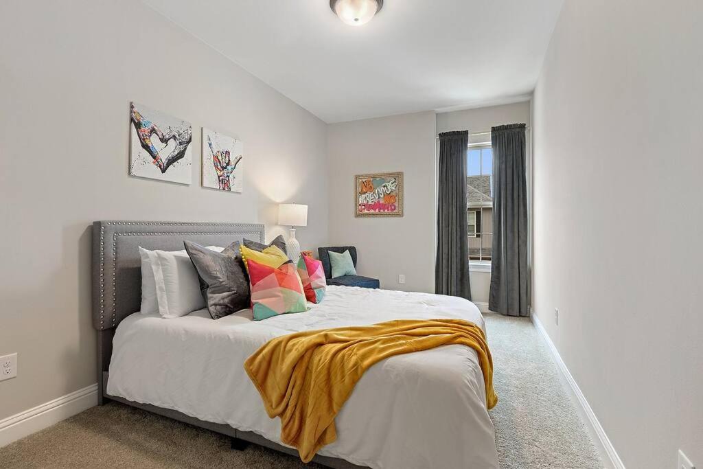 Photo of Bedroom in Highlands - Perkins