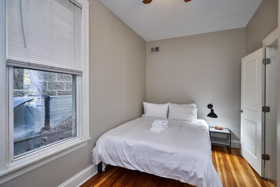 Photo of Bedroom in Wrightwood Neighbors