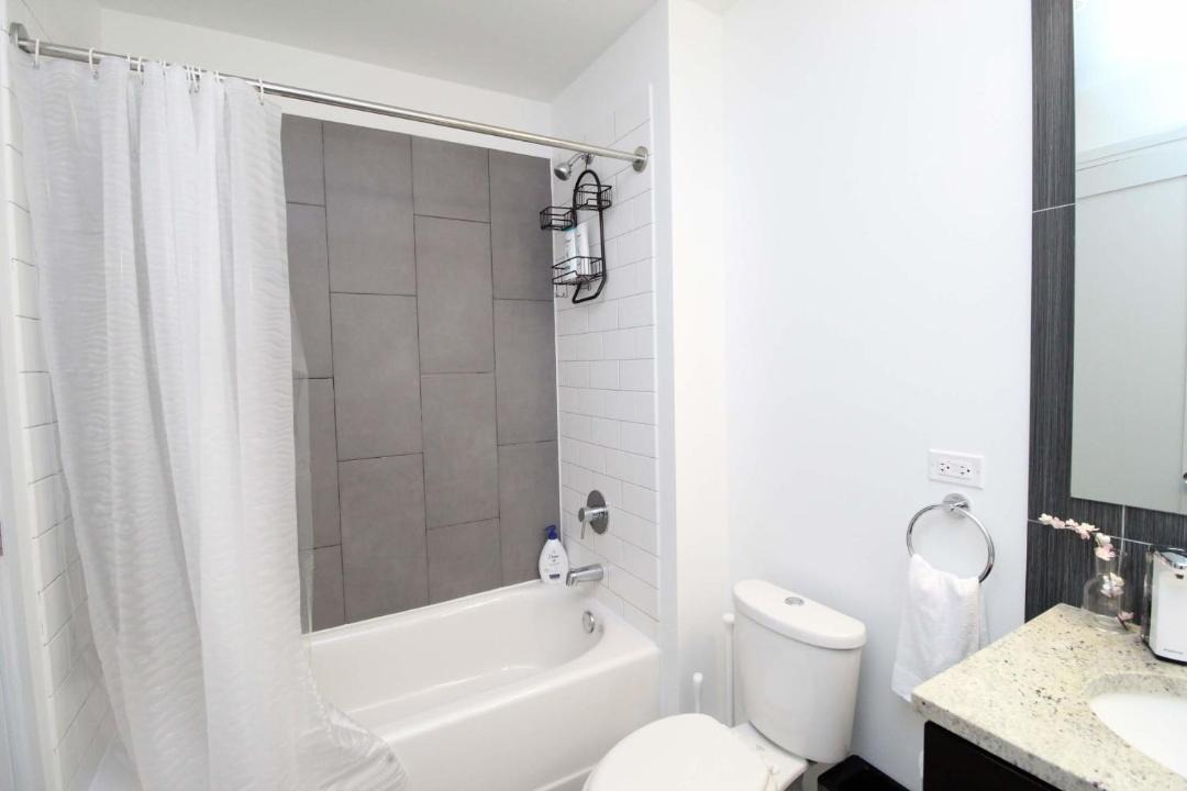 Photo of Bathroom in East Hyde Park