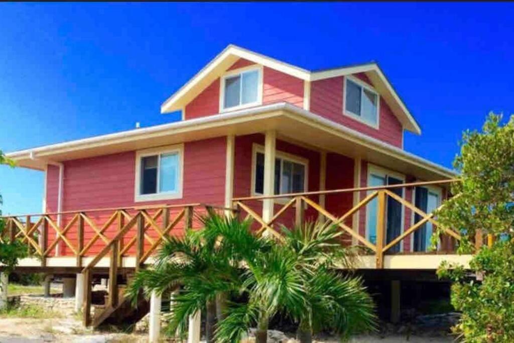 Photo of Buildings in Staniel Cay