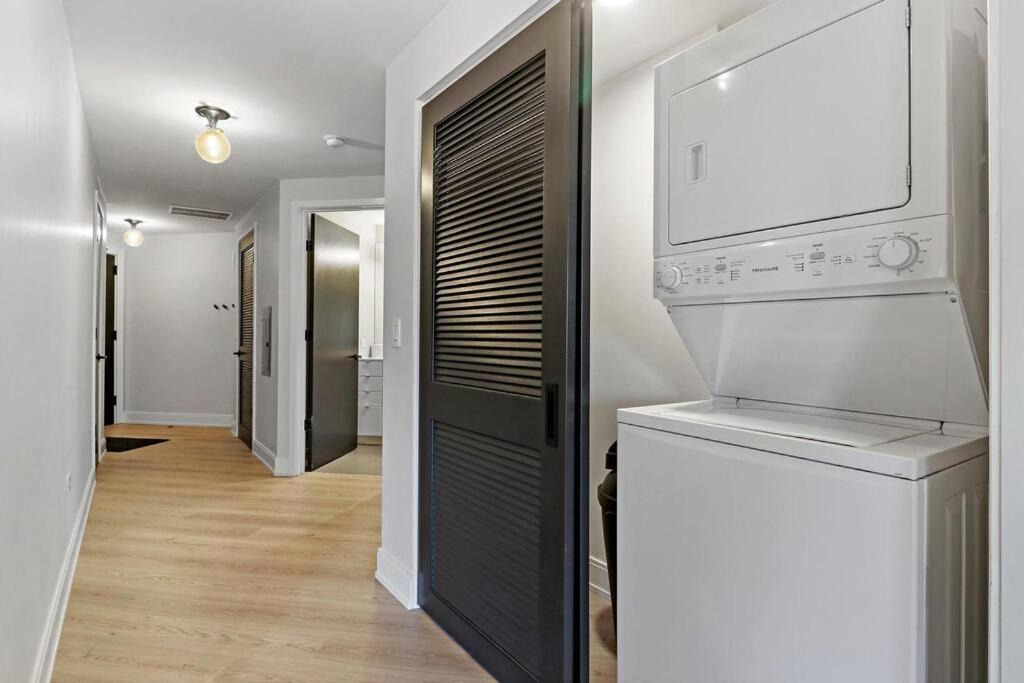 Photo of Bathroom in Lakeview