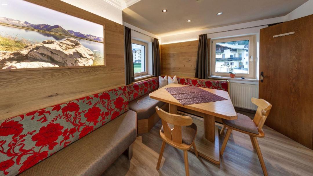 Photo of Livingroom in Mayrhofen