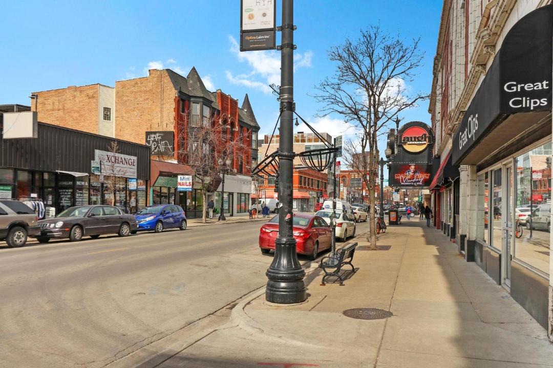 Photo of Others in Lake View East