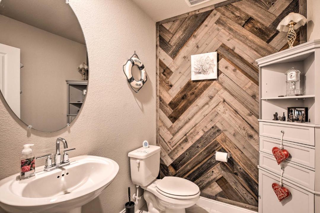 Photo of Bathroom in Rowlett