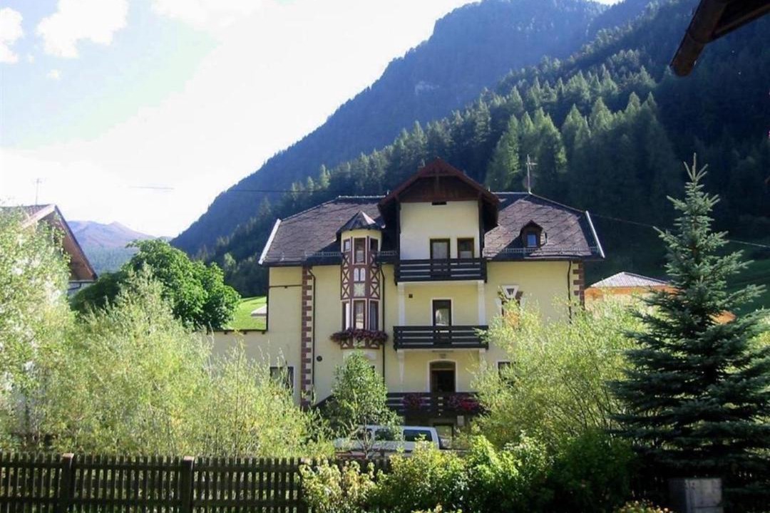 Photo of Others in Vals