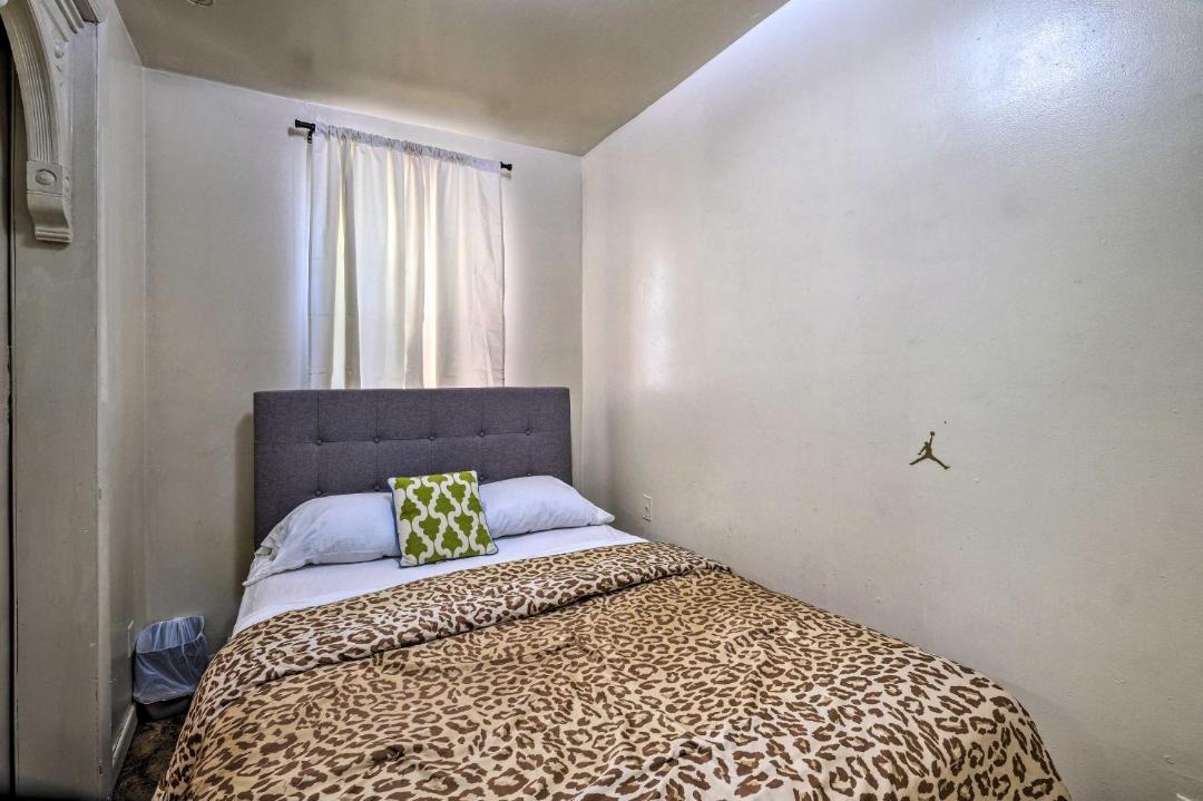 Photo of Bedroom in Mansion Area