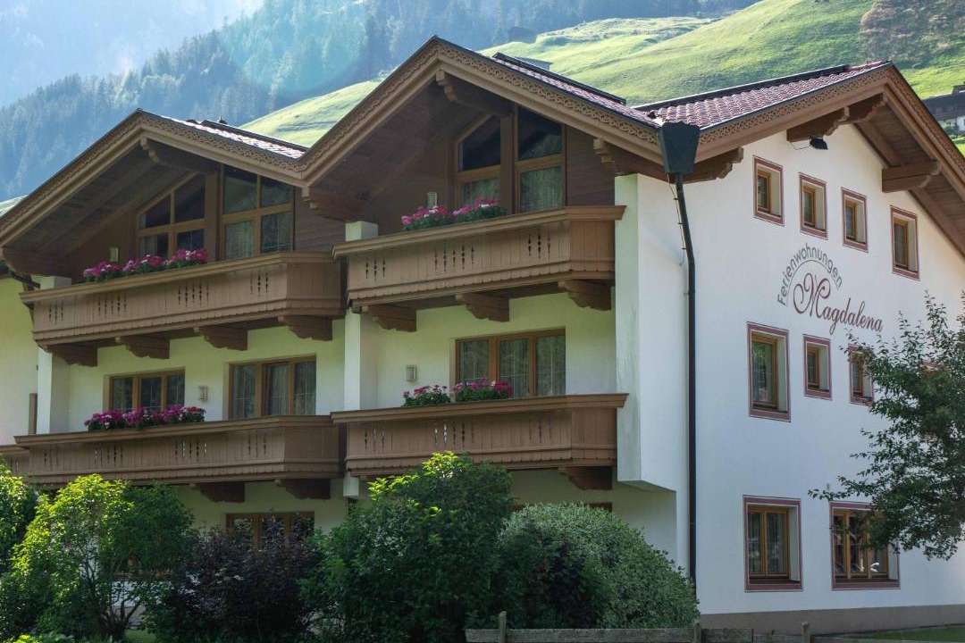 Photo of Buildings in Juns
