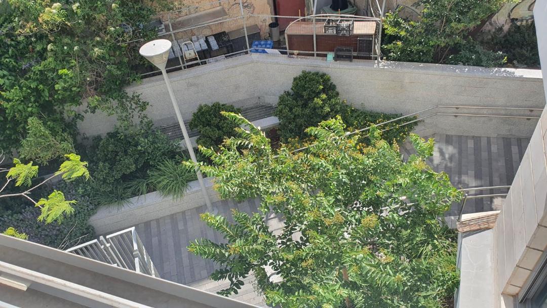 Photo of Others in Florentin