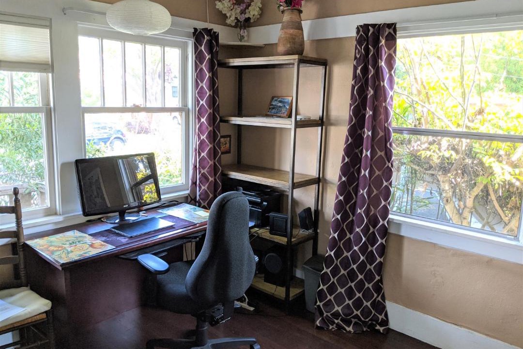 Photo of Livingroom in Albany