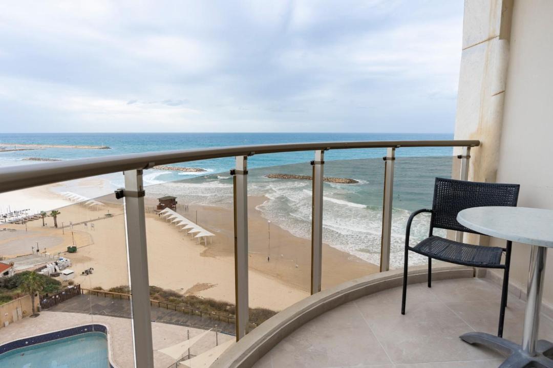 Photo of Patio Balcony in Herzliya Pituach