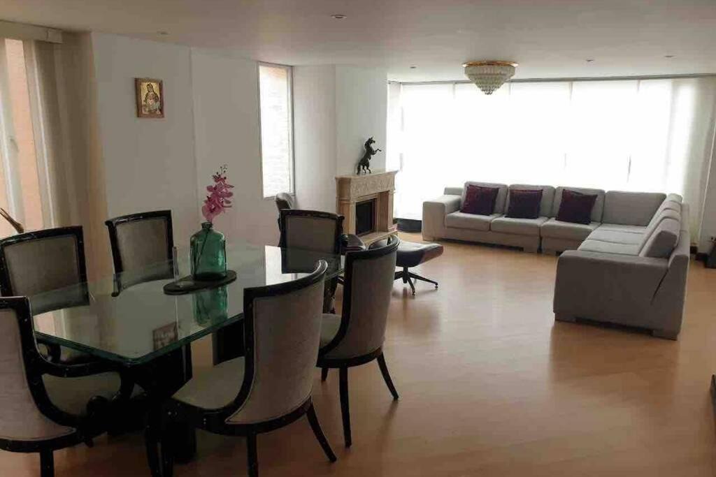 Photo of Livingroom in Zona Rosa