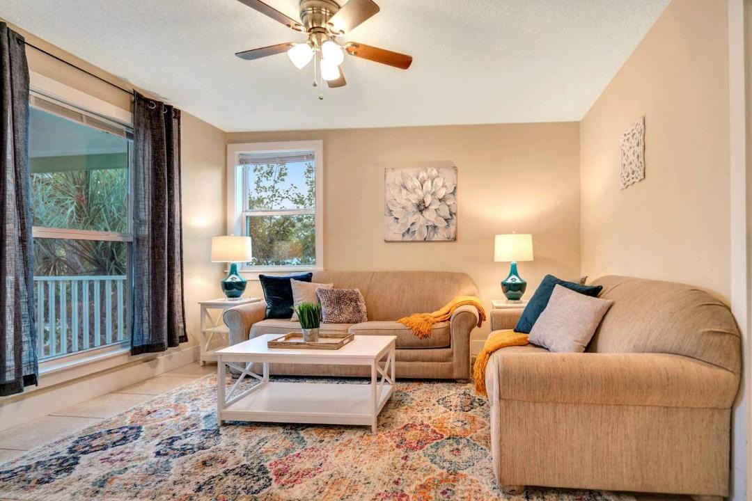 Photo of Livingroom in Downtown Historic District