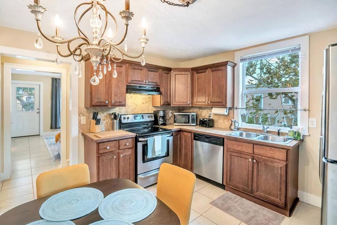 Photo of Kitchen in Downtown Historic District