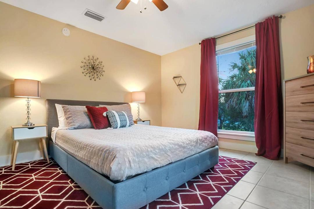 Photo of Bedroom in Downtown Historic District