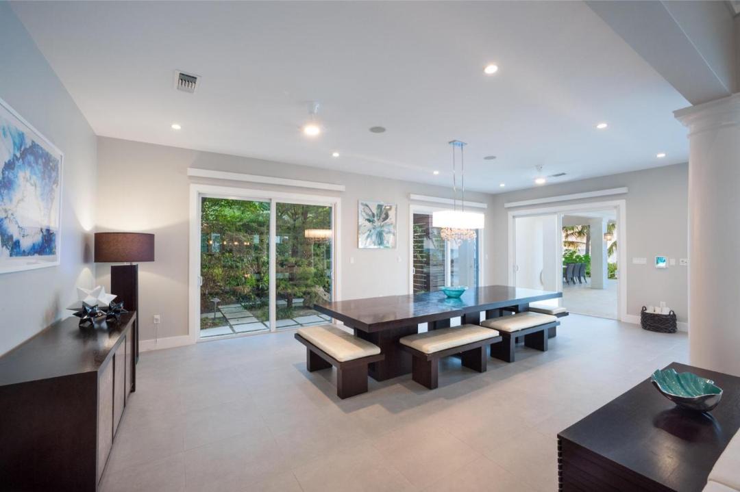 Photo of Livingroom in Rum Point