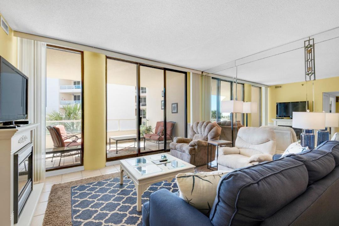 Photo of Livingroom in Holiday Isle