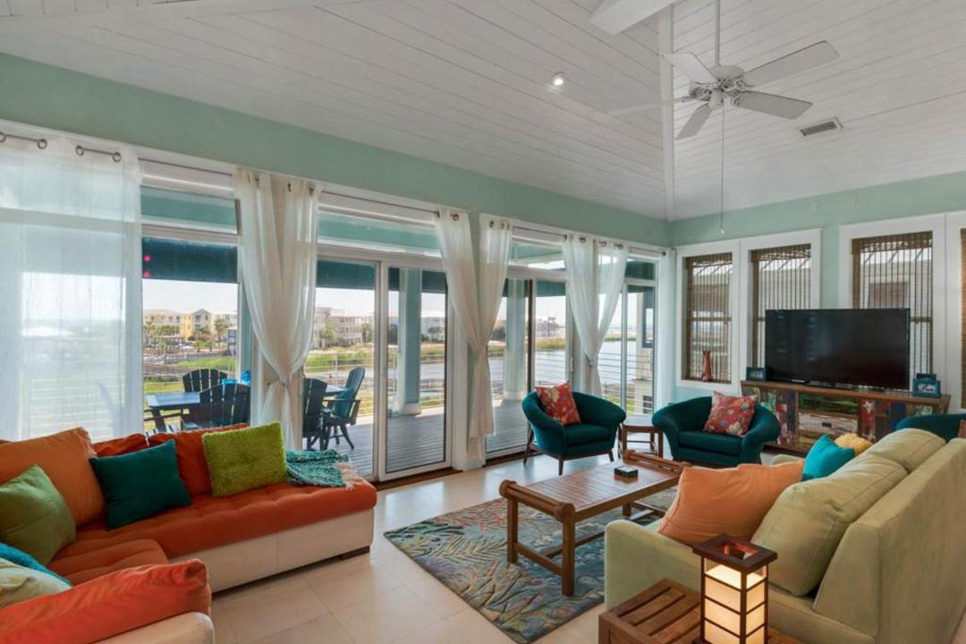 Photo of Livingroom in Holiday Isle