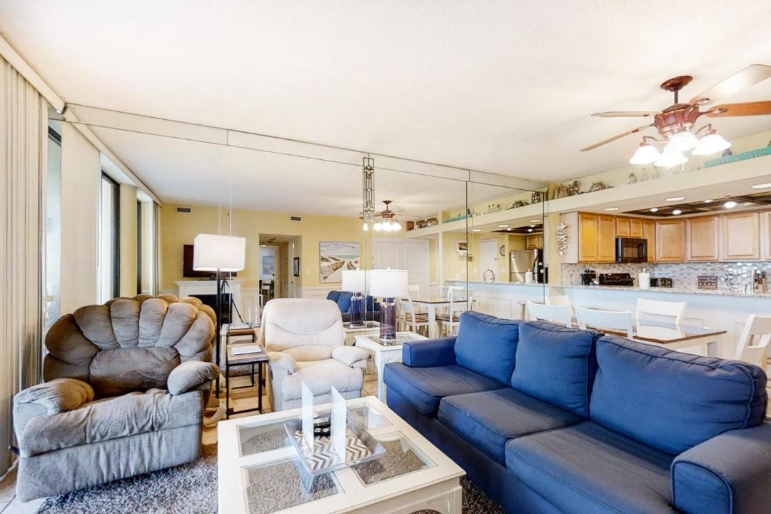 Photo of Livingroom in Holiday Isle