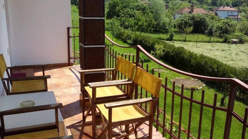 Photo of Patio Balcony in Apriltsi