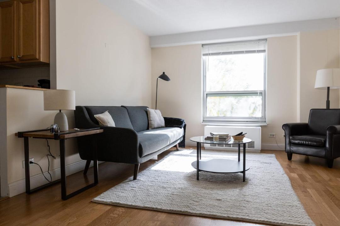 Photo of Livingroom in Ravenswood