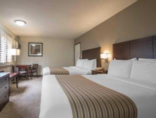 Photo of Bedroom in Pico-Union